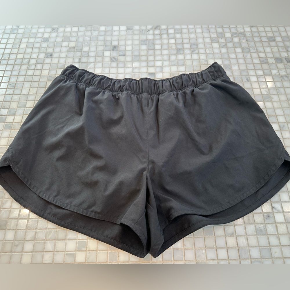 Old Navy Active Stretch Tech Quick Dry Black Shorts